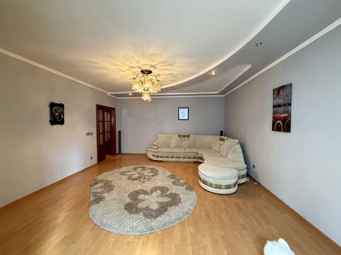 квартира за адресою Гната Хоткевича вул., 44В