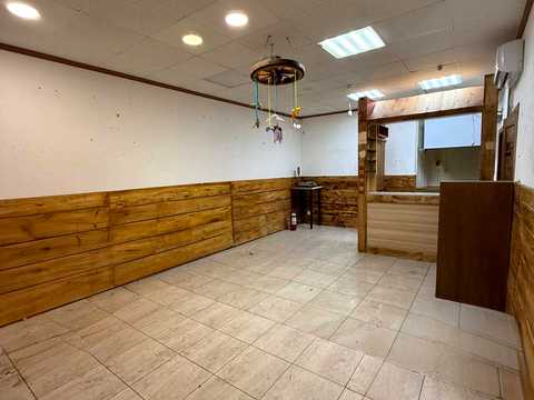 коммерческая по адресу Яна Жижки ул., 9