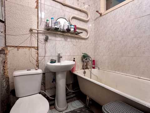квартира за адресою Бажана вул., 16