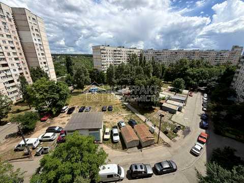квартира за адресою Ахсарова вул., 13