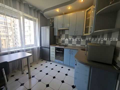 квартира за адресою Героїв Крут вул. (Черепіна), 4