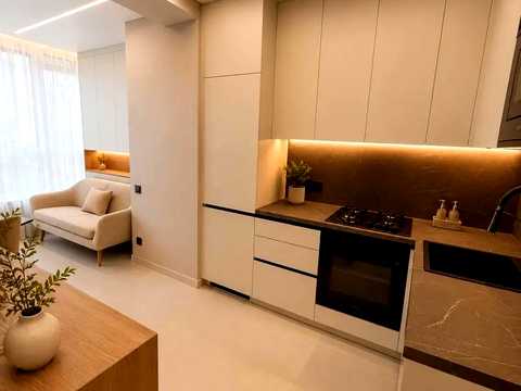 квартира за адресою Молодіжна вул., 10