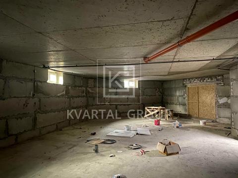 комерційна за адресою Героїв Небесної Сотні просп., 20/12