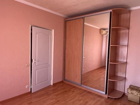 квартира за адресою Володимира Івасюка просп. (Героїв Сталінграду), 38