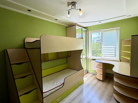 квартира за адресою Космонавтів вул., 42