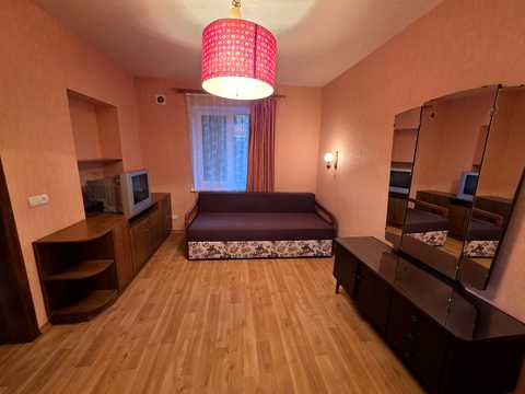 будинок за адресою с. Дніпрове, Центральная