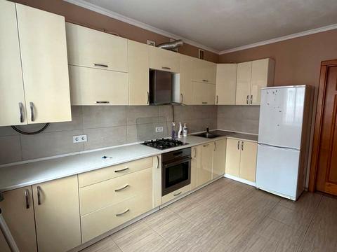 квартира за адресою Чорновола вул., 11