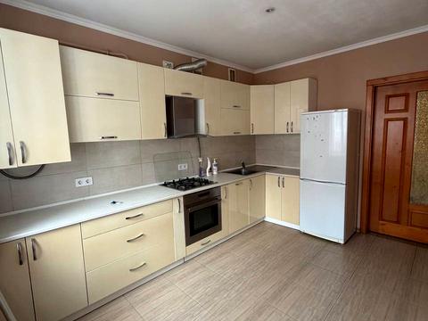 квартира за адресою Чорновола вул., 11