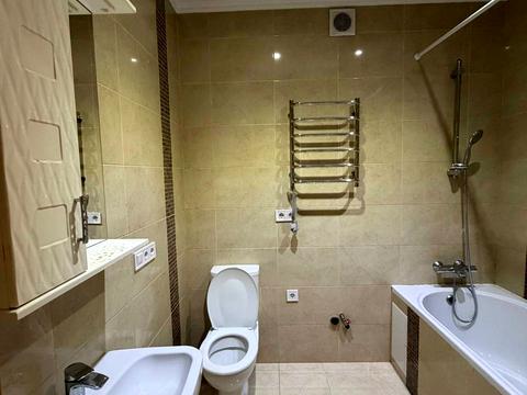 квартира за адресою Чорновола вул., 11