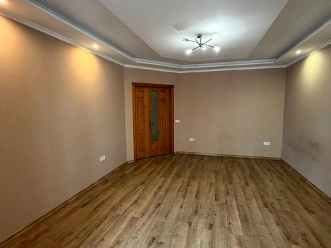 квартира за адресою Чорновола вул., 11