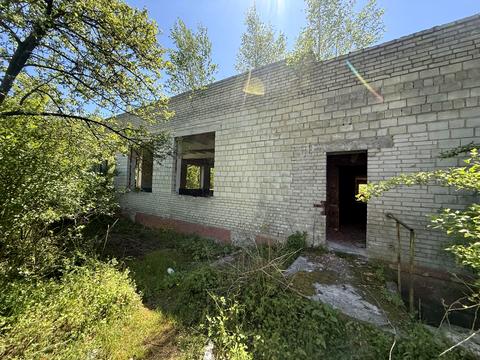 комерційна за адресою Лесі Українки вул., 30