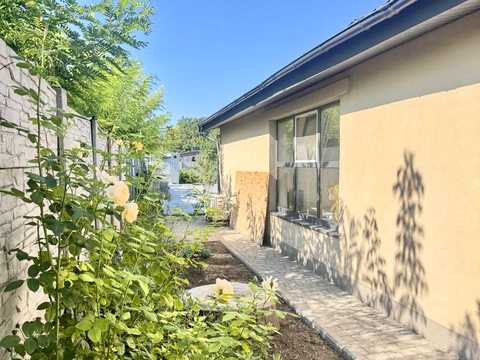 будинок за адресою Підгородне, Пісенна