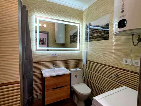 квартира за адресою Лісова вул., 3