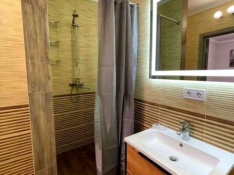 квартира за адресою Лісова вул., 3