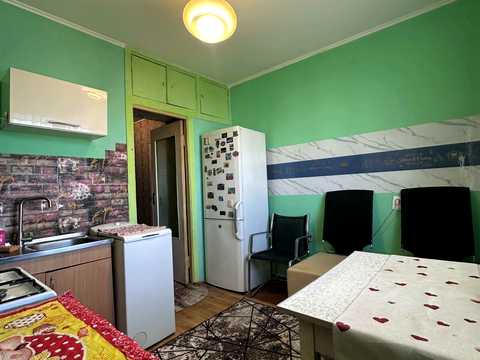 квартира за адресою Юрія Побєдоносцева бульв., 8