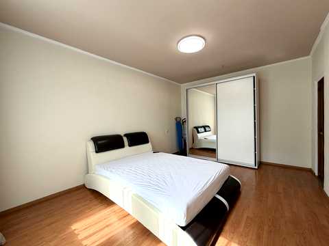 квартира за адресою Миколи Бажана просп., 16