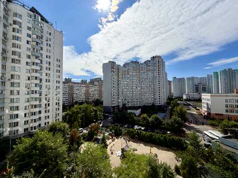 квартира за адресою Миколи Бажана просп., 16