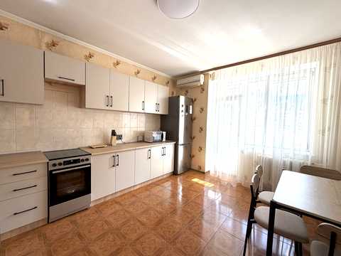 квартира за адресою Миколи Бажана просп., 16