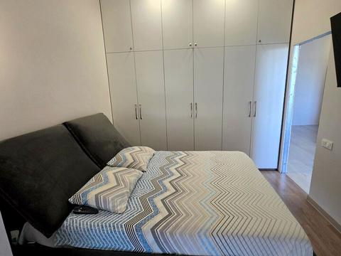 квартира за адресою Металургів просп., 8-А