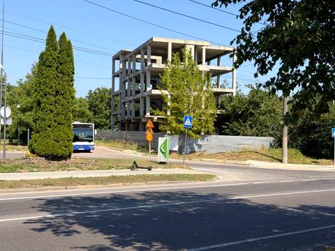 комерційна за адресою Зелена вул., 283
