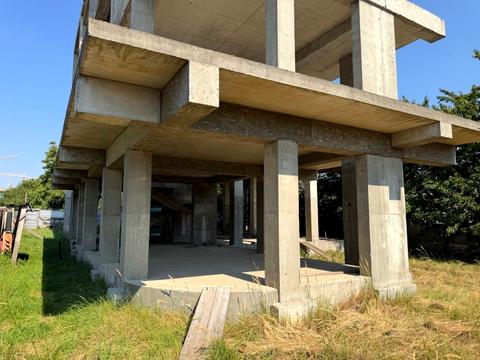 комерційна за адресою Зелена вул., 283