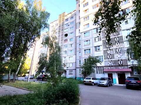 квартира за адресою Академіка Грушевського вул., 42