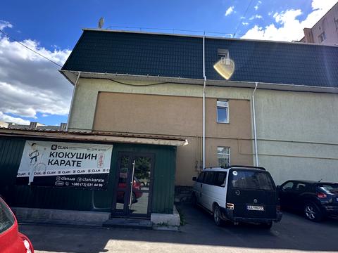 комерційна за адресою Назара Небожинського вул. (Павлюченка), 16а