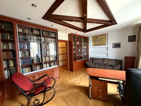 квартира за адресою Микільсько-Слобідська вул., 4-В