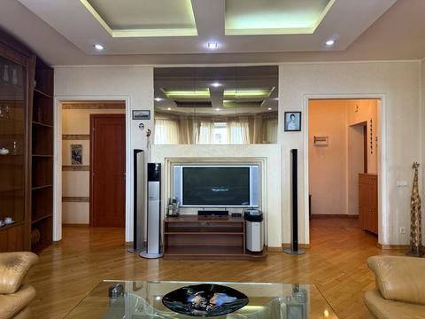 квартира за адресою Микільсько-Слобідська вул., 4-В