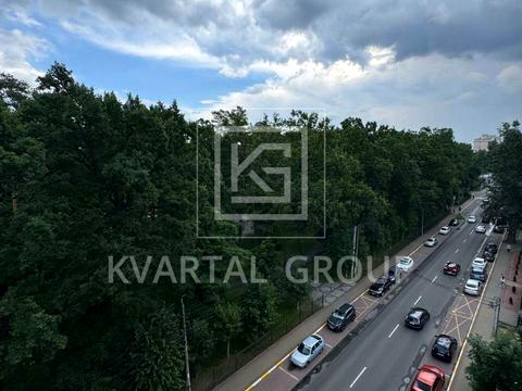 комерційна за адресою Соборна вул., 151-А