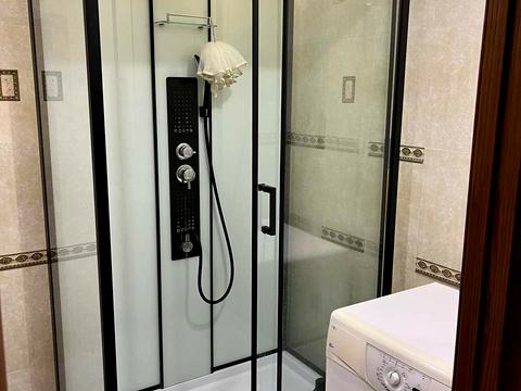 квартира за адресою Героїв Маріуполя вул. (Маршала Якубовського), 4