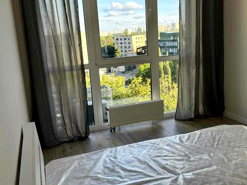 квартира за адресою Віктора Некрасова вул. (Північно-Сирецька), 10