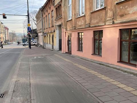 комерційна за адресою Тараса Шевченка вул., 11