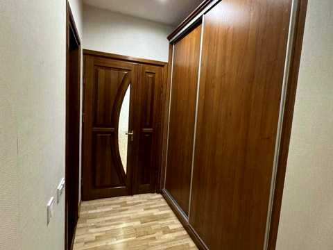 квартира за адресою В'ячеслава Чорновола вул. (), 18