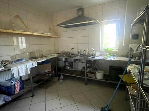 комерційна за адресою с. Смиківці, Підволочиське шосе, 20