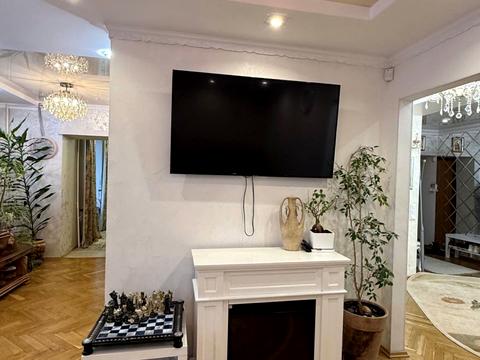 квартира по адресу Строителей ул., 11