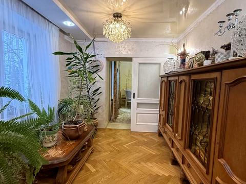 квартира по адресу Строителей ул., 11