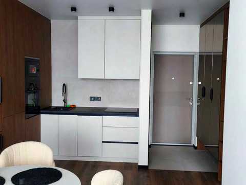 квартира за адресою Причальна вул., 8