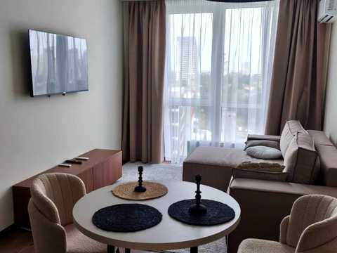 квартира за адресою Причальна вул., 8