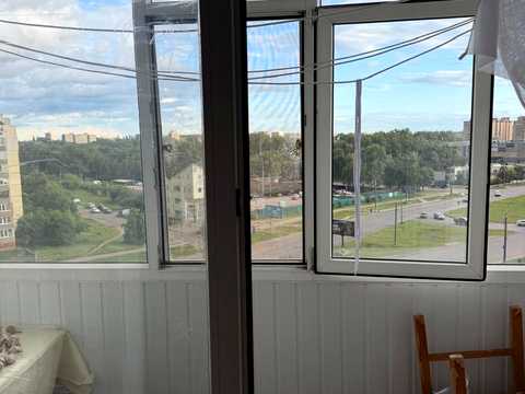 квартира за адресою Михайла Лушпи просп. (Космонавтів), 9