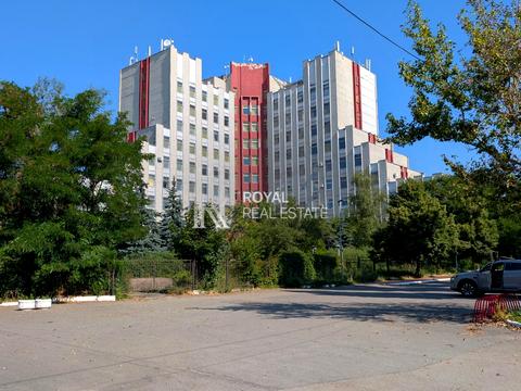 комерційна за адресою Межигірського Спаса вул., 6
