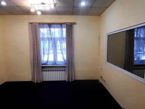 комерційна за адресою Івана Мазепи вул. (Січневого Повстання), 3