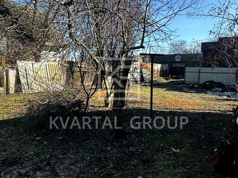 участок по адресу Садовая ул., 12