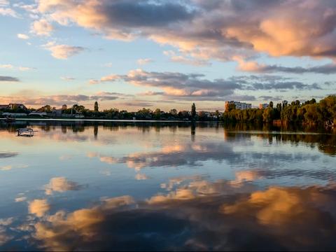 коммерческая по адресу Радужная ул., 11