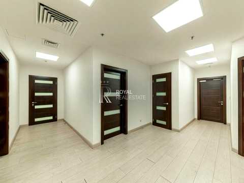 комерційна за адресою Володимирська вул., 12