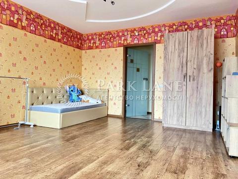 квартира за адресою Раїси Окіпної вул., 10-Б