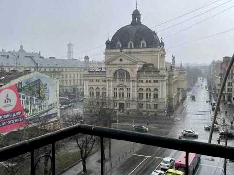квартира по адресу Черновола просп. (700-летия Львова), 1