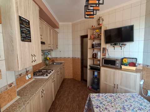 квартира за адресою Хотинська вул., 3-А