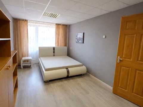 квартира за адресою Андрія Мельника вул., 2