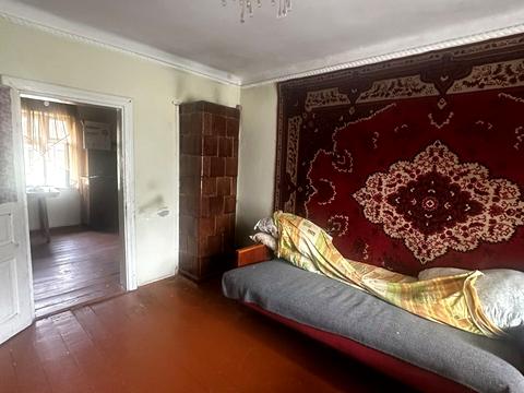 будинок за адресою с. Страдч, Калитки А.  20